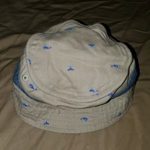 Oshkosh fisherman style hat